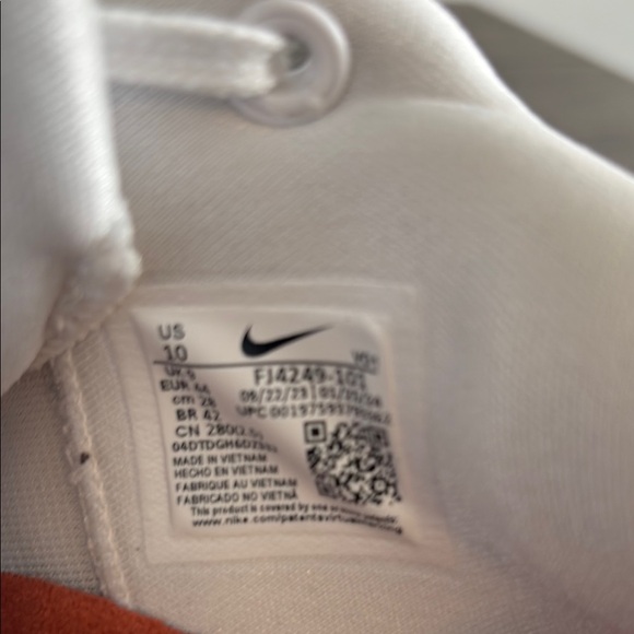 Lightly Used Nike Book1 Rattelsnake - Picture 2 of 7